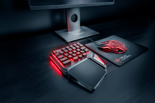 Teclado GXT 888 Assa